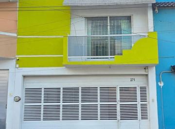 a1ece58a215a0885b75f40926a4fb3b768831e4e650b05cb51190a7a6ddad65d · Casa en Venta en Veracruz Sobre A. V. Principal Col. Revolución