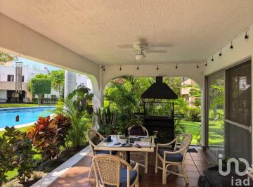 Casa · 222m² · 3 Recámaras · 2 Estacionamientos · Casa en Renta Santa Fé, Xochitepec, Morelos