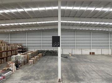 Bodega comercial , Tlalnepantla de Baz · Bodega en Renta en Tlalnepantla de 4,230 m², 3 Andenes + 3 Rampas.