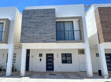 Casa · 185m² · 3 Recámaras · 2 Estacionamientos · Casa en Venta Cerrada Iñigo Col Villas del Renacimento Torreon Coah