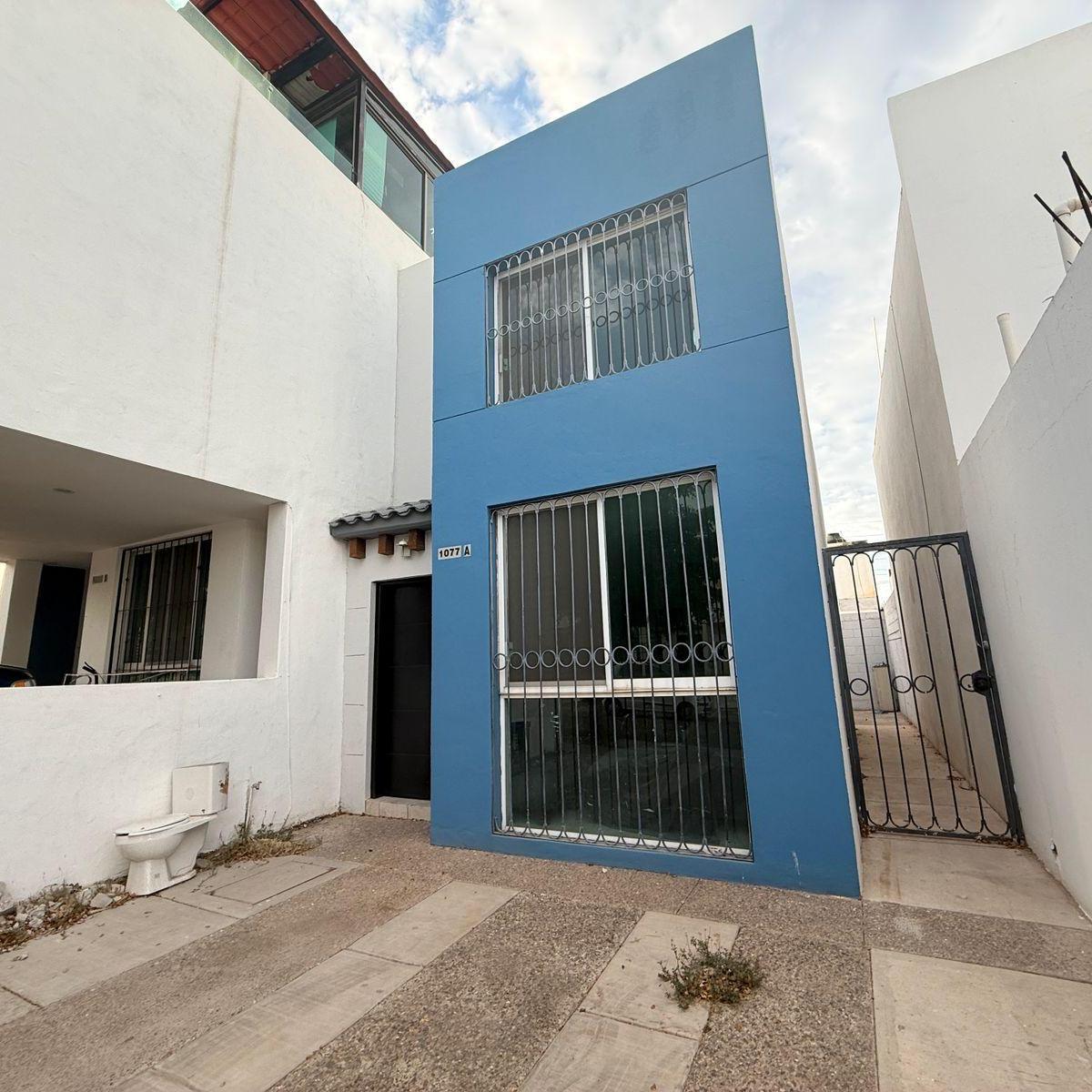 Casa en Renta en Priv. Cumbres, Sector Santa Fe