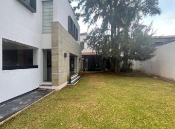 Casa de 4 habitaciones, Morelia · Casa en Venta en Zona de Altozano en Morelia Michoacán.