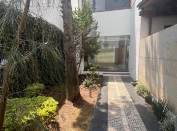 Casa de 4 habitaciones, Morelia · Casa en Venta en Zona de Altozano en Morelia Michoacán.