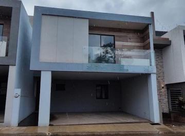 Casa de 3 habitaciones, Xalapa · Casa con Recamara en Planta Baja en La Finca
