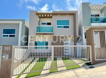 Casa · 140m² · 3 Recámaras · 2 Estacionamientos · Casa en Renta, Andarez Residencial, Ensenada, Baja California