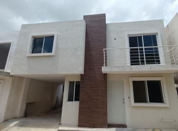 Casa · 132m² · 3 Recámaras · 1 Estacionamiento · Casa en del Pueblo