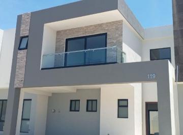 Casa de 3 habitaciones, Zapopan · Casa en Venta en Vale Imperial, Colegio Tepeyac, Tec de Monterrey Zapopan