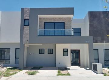 Casa de 3 habitaciones, Zapopan · Casa en Venta en Vale Imperial, Colegio Tepeyac, Tec de Monterrey Zapopan