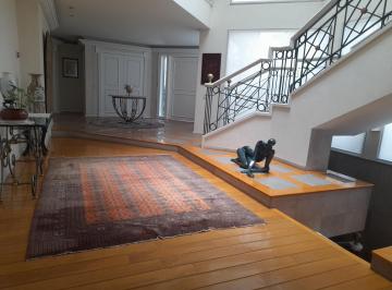 Casa en condominio · 754m² · 4 Recámaras · 6 Estacionamientos · Casa en Condominio de 4 Casas en Venta