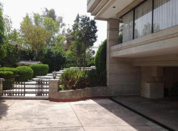 Casa en condominio · 754m² · 4 Recámaras · 4 Estacionamientos · Casa en Condominio de 4 Casas en Venta