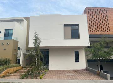 Casa en condominio de 3 habitaciones, Zapopan · Casa Nueva en Coto en Bosques Vallarta