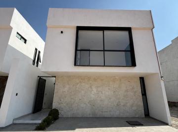 Casa de 3 habitaciones, San Agustín Tlaxiaca · Casa en Venta en Tilcuautla Hidalgo