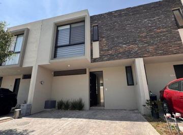 2bdfe11d10f9421470dc7519329751bd5e27415d6bc0157a406f41a890de2f32 · Casa en Venta en Zoí Sur