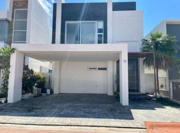 Casa de 3 habitaciones, Benito Juárez · Casa en Renta de en Residencial Cumbres