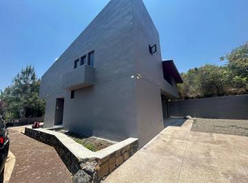 Casa de 4 habitaciones, Morelia · Casa en Renta en El Campo de Golf Altozano