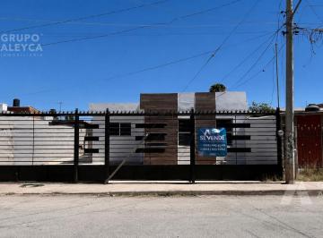 Casa · 90m² · 3 Recámaras · 3 Estacionamientos · Casa en Colonia Flores Magon