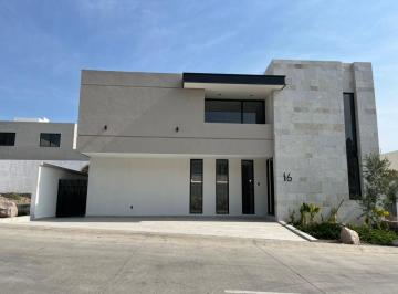 Casa de 4 habitaciones, León · Casa en Venta Lomas del Molino con Opción a 4ta Recamara