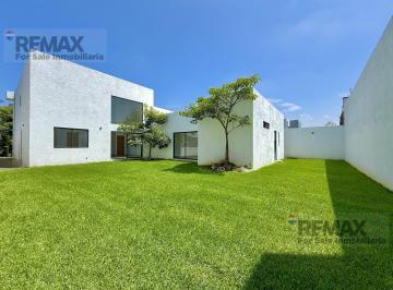 Venta de casa en el fraccionamiento Mascareño · Venta de Casa en El Fraccionamiento Mascareño, Cuernavaca, Morelos…clave 5735