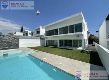Venta de Casa en Cocoyoc, Morelos · Venta de Casa en El Fracc. Lomas de Cocoyoc, Morelos…clave 3826