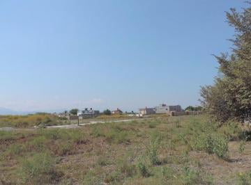 Venta de terreno en Tequesquitengo, Mor. · Venta de Amplio Terreno en Tequesquitengo, Morelos. Clave 2308
