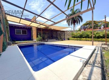 Venta de casa en las Brisas, Temixco, Morelos · Venta de Casa, un Nivel, Fracc. Brisas, Temixco, Morelos…clave 4369