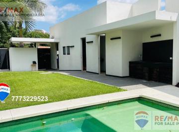 Casa · 222m² · 4 Recámaras · 2 Estacionamientos · Venta o Renta de Casa en Buenavista, Cuernavaca, Morelos…clave 4434