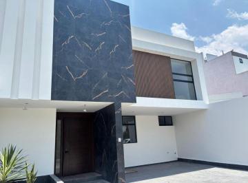 Casa de 4 habitaciones, Pachuca · Residencia en La Moraleja con Roof Garden, Recámara en Planta Baja y Seguridad 24/7