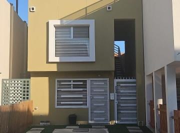 Casa en condominio de 2 habitaciones, Tijuana · Casa en Renta Tipo Dúplex Frente a Plaza Península