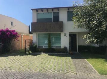 Casa en condominio de 3 habitaciones, Ocoyoacac · Casa en Venta en Bosque de Los Encinos Ocoyoacac