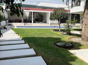 Casa de 5 habitaciones, Cuernavaca · Casa en Venta o Renta en Fraccionamiento con Doble Seguridad en Cuernavaca, Morelos, Alberca