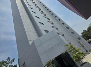 Departamento · 205m² · 3 Recámaras · 2 Estacionamientos · Departamento en Venta, Los Colomos, Zapopan