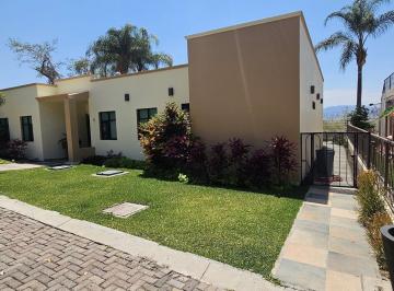 Casa · 280m² · 3 Recámaras · 2 Estacionamientos · Casa en Venta, Ajijic, Jalisco