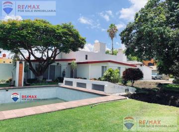 Venta de casa en condominio, Lomas de Cuernavaca · Venta de Casa en Condominio, Lomas de Cuernavaca…clave 5159