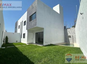 Venta de casa en Morelos REMAX For Sale · Venta de Casas en Privada, Lomas Trujillo, Emiliano Zapata, Morelo…clave 5282