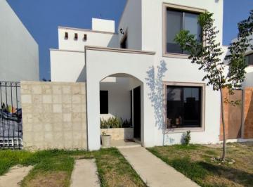 Casa · 160m² · 2 Recámaras · 2 Estacionamientos · Casa Semi Amueblada en Renta – Gran Santa Fé, Mérida, Yucatán