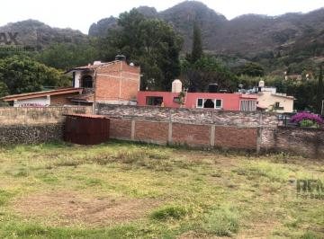 Terreno en el pueblo mágico de Tepoztlán, Morelos · Terreno en El Pueblo Mágico de Tepoztlán, Morelos…clave 5611