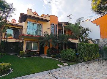 Venta de casa con alberca en Xochitepec, Mor...Clave 5889 · Venta de Casa con Alberca en Xochitepec, Mor. Clave 5889