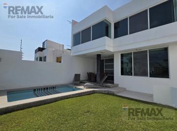 Casa · 320m² · 4 Recámaras · 2 Estacionamientos · Venta de Casa en El Fracc. Jardines de Ahuatlán, Cuernavaca, Morelos…clave 5981
