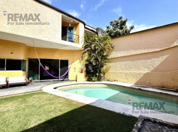 Venta de casa en la Col. Bosques de Miraval, Cuernavaca, Morelos · Venta de Casa en La Col. Bosques de Miraval, Cuernavaca, Morelos…clave 5988