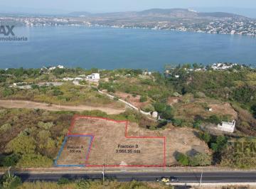 Venta de terreno en Tequesquitengo Morelos. REMAX · Venta de Terrenos en Tequesquitengo, Morelos…clave 5979