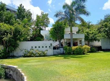 Venta de casa en Tequesquitengo con acceso al lago, Jojutla, Mor...Clave 5888 · Venta de Casa en Tequesquitengo con Acceso Al Lago. Clave 5888