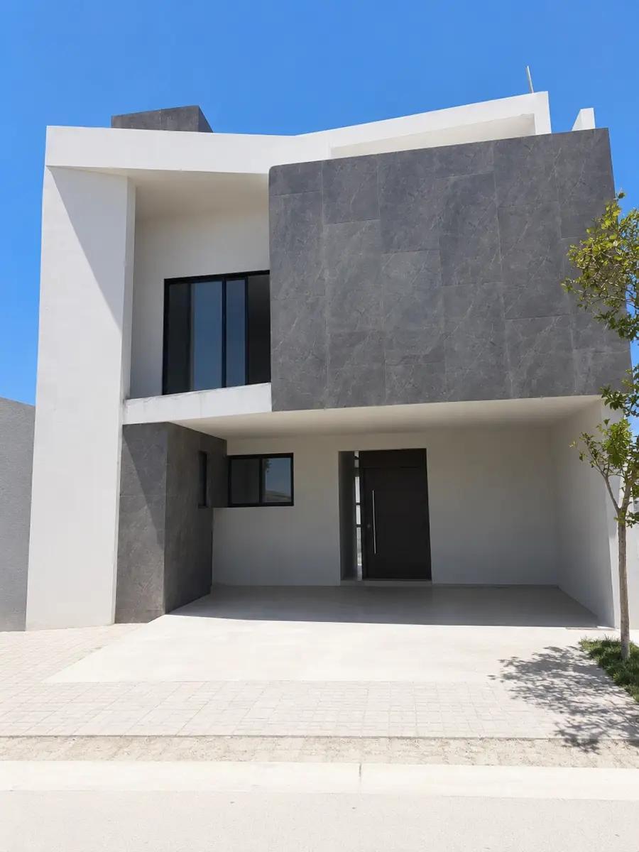 House for Sale in Puebla, Lomas de Angelópolis, Parque San José