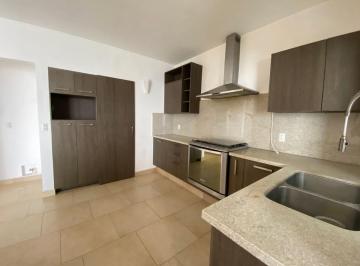 Casa de 3 habitaciones, Querétaro · Casa en Renta en Juriquilla, 3 Recámaras con Baño Privado, Cuarto de Servicio, Sala de Tv. Amenidade