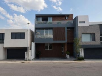 Casa de 4 habitaciones, San Luis Potosí · Casa de Gran Amplitud en San Ángel V - $7.5 Mdp