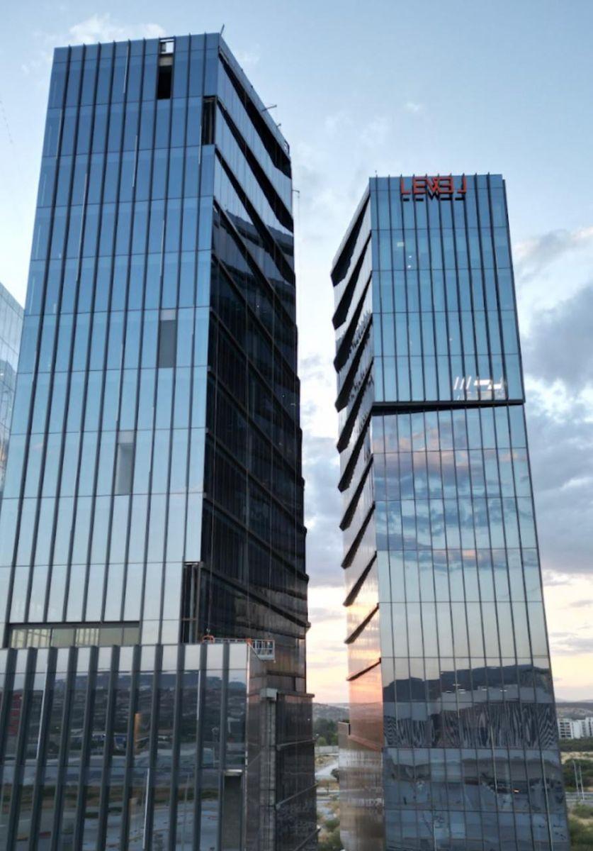 Office for Rent in Jurica Juriquilla Level Behind Plaza Antea