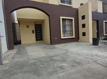 Casa · 190m² · 3 Recámaras · 2 Estacionamientos · Casa en Renta Equipada Cumbres San Agustin