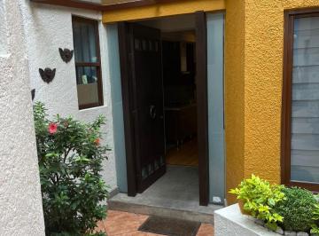 Casa en condominio · 200m² · 3 Recámaras · 2 Estacionamientos · Casa en Condominio en El Corazón de San Angel en Venta