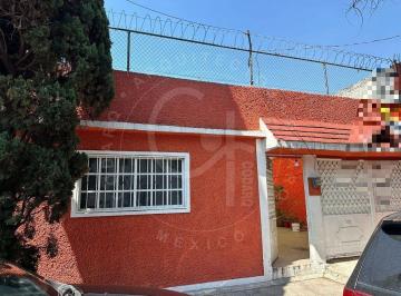 Casa de 3 habitaciones, Gustavo A. Madero · Venta de Casa de un Piso con Posibilidad de Ampliación