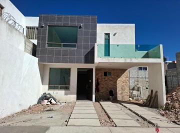 Casa de 4 habitaciones, Pachuca · Vendo Casa en Privada Salida a Mex, Nueva con 3rec. y Estudio Aceptamos Todos Los Creditos!