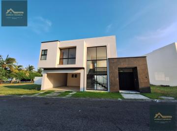 Casa · 255m² · 3 Recámaras · 2 Estacionamientos · Lomas Diamante, Riviera Veracruzana, Alvarado, Veracruz